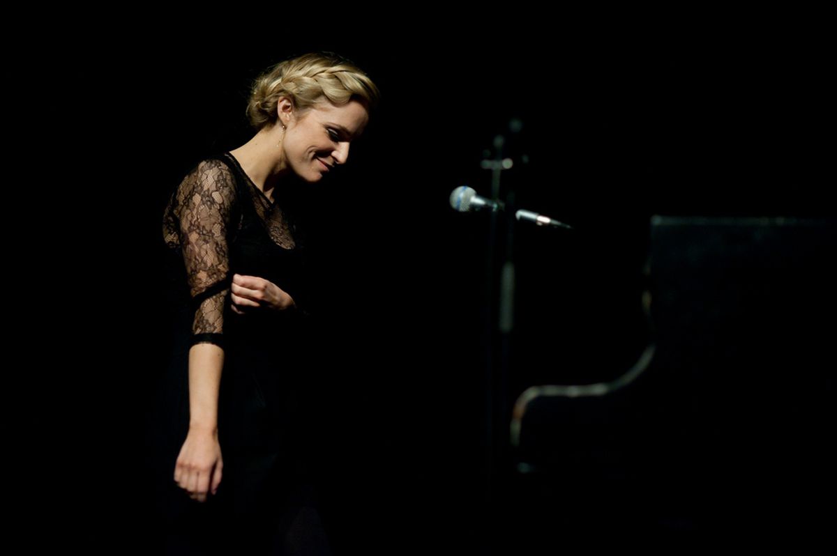 Domino 2011: Agnes Obel, Clare Louise - Ovatie zonder kippenvel