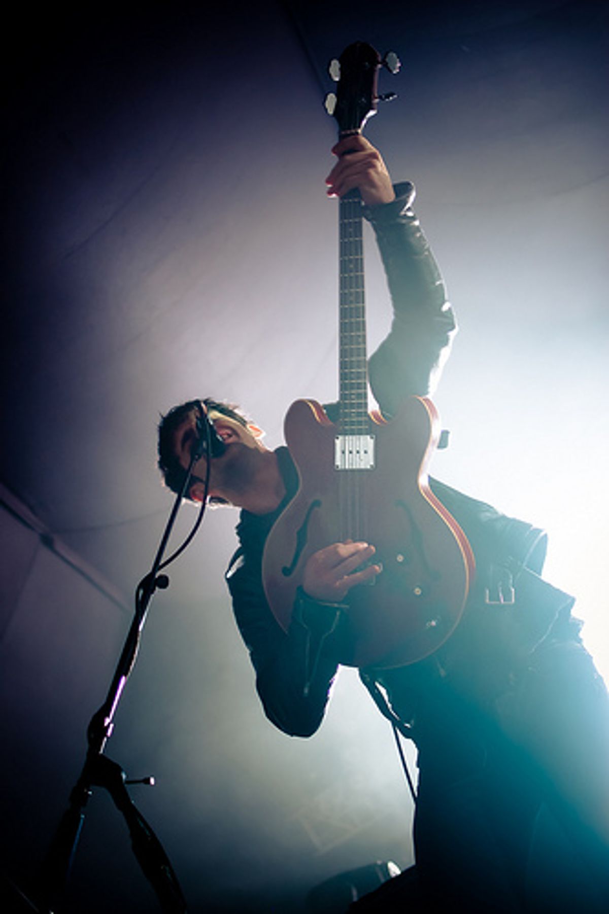 Les Nuits 2010: Black Rebel Motorcycle Club - Hellevuur