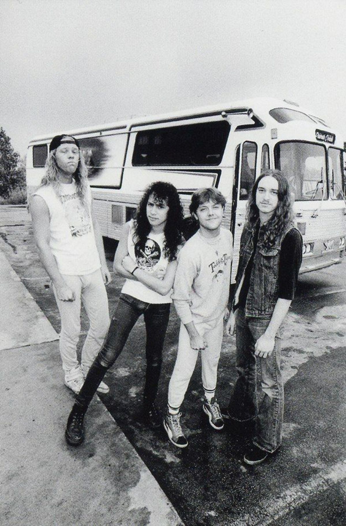 1986: Cliff Burton (Metallica) sterft na ongeval met tourbus