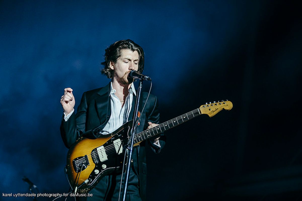 Arctic Monkeys covert The Strokes