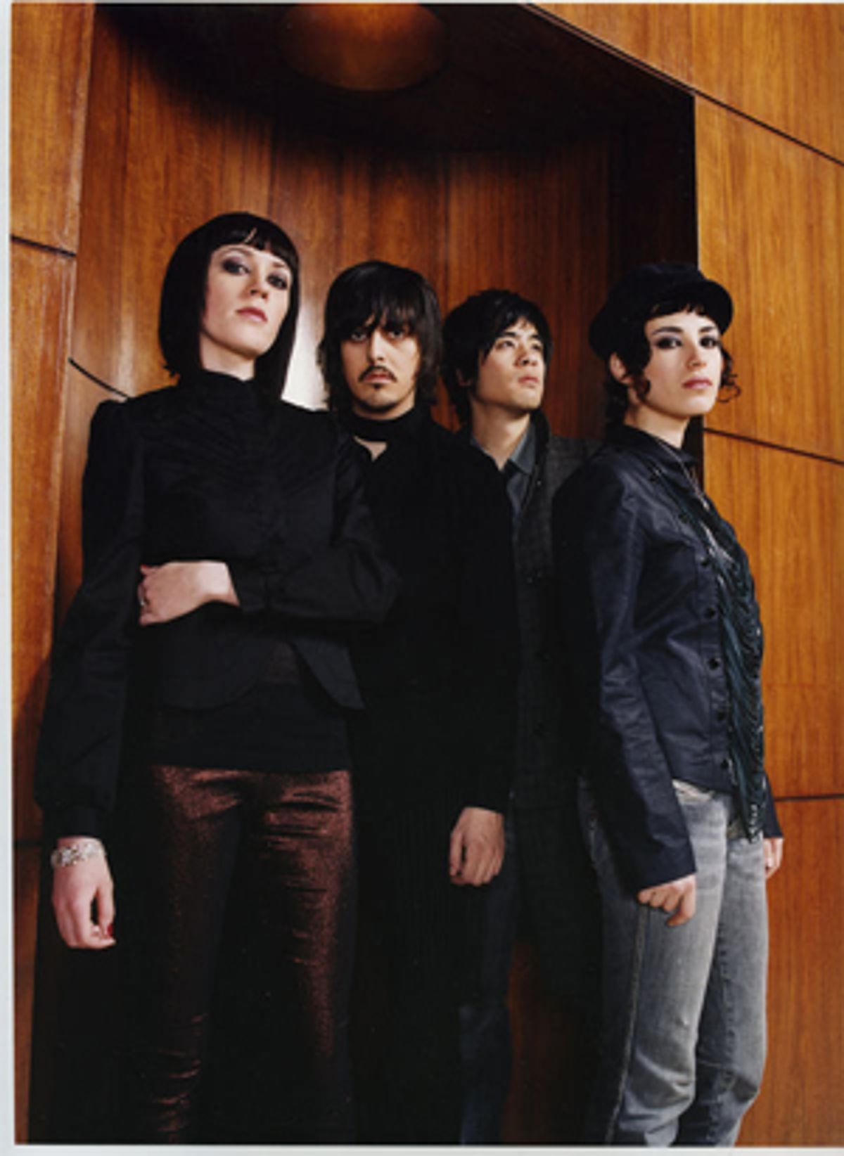 Ladytron - Ogen en oren verwend in het kwadraat