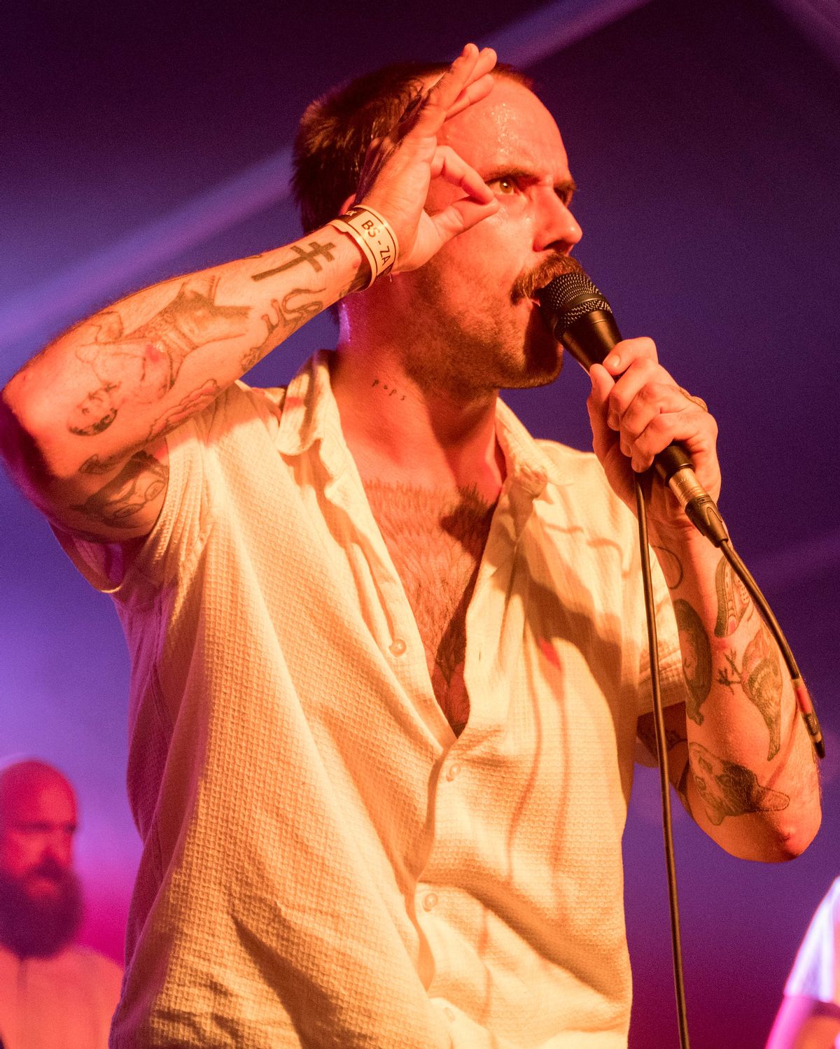 Idles naar AB