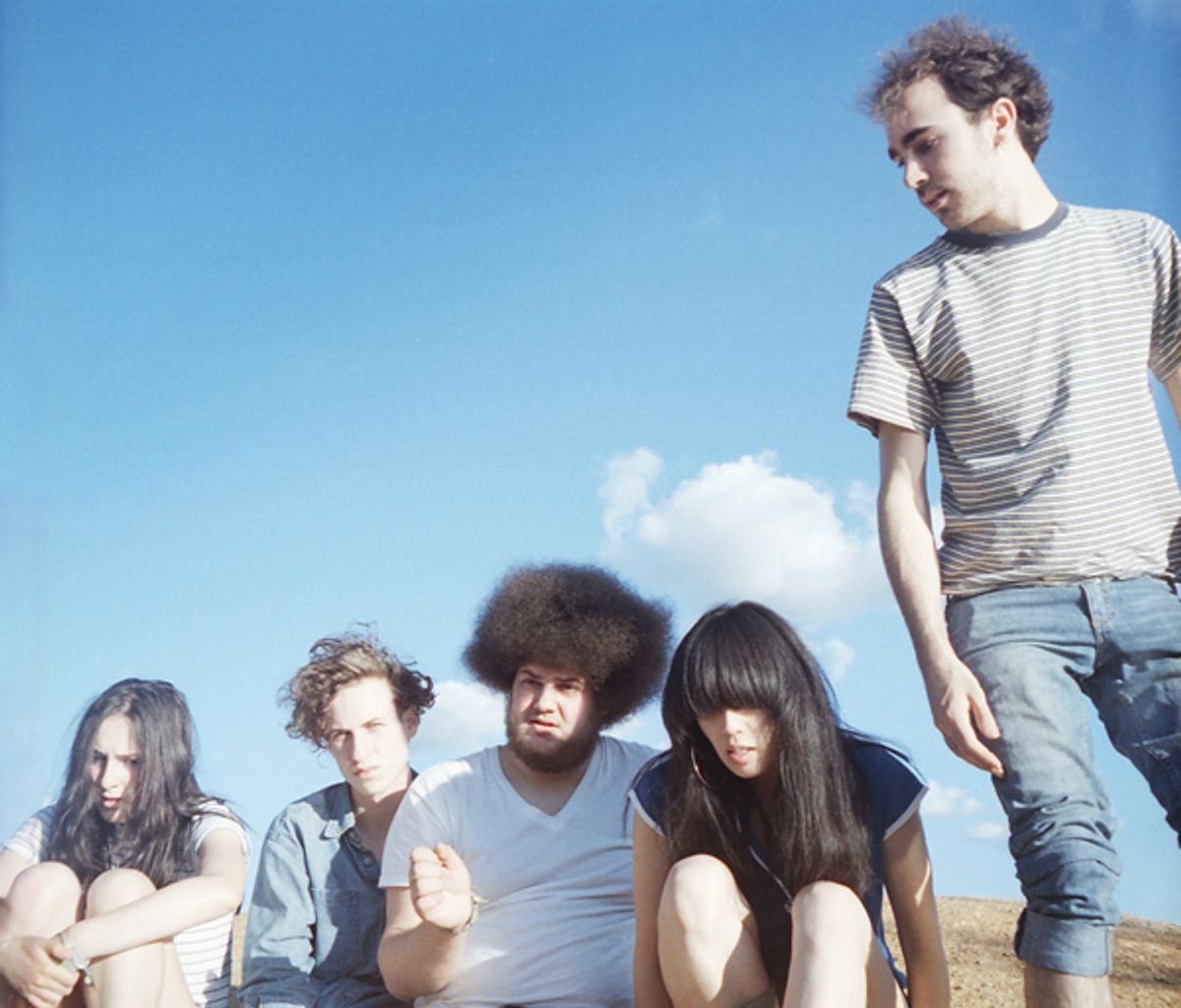 Yuck - Koorddansen en shoegazen