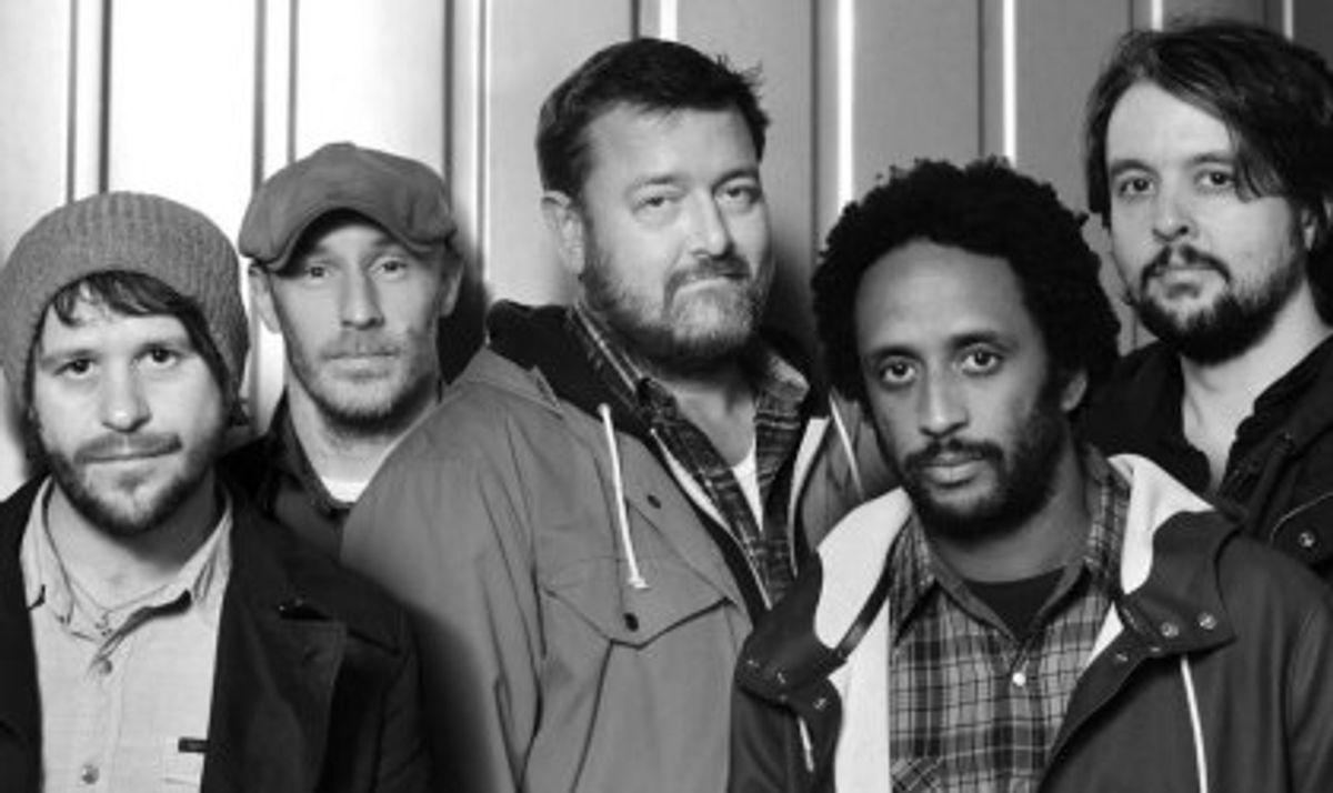 Elbow - Intiem met meer dan tienduizend