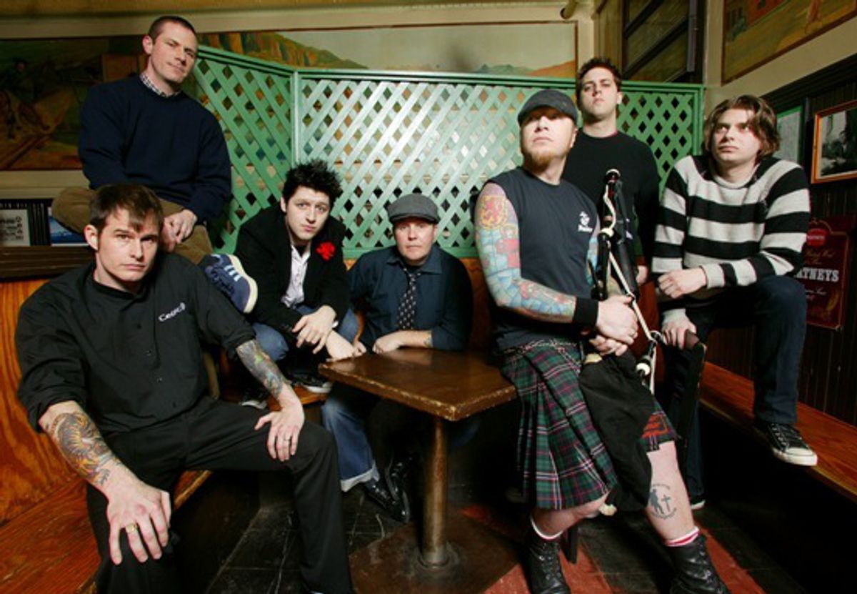 Dropkick Murphys, Sick Of It All, Mahones - Snoeiharde Bunkerpunk