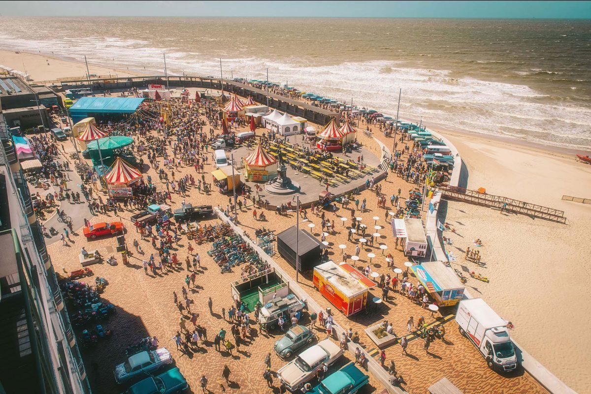Vintage Festival Retro Sur Mer