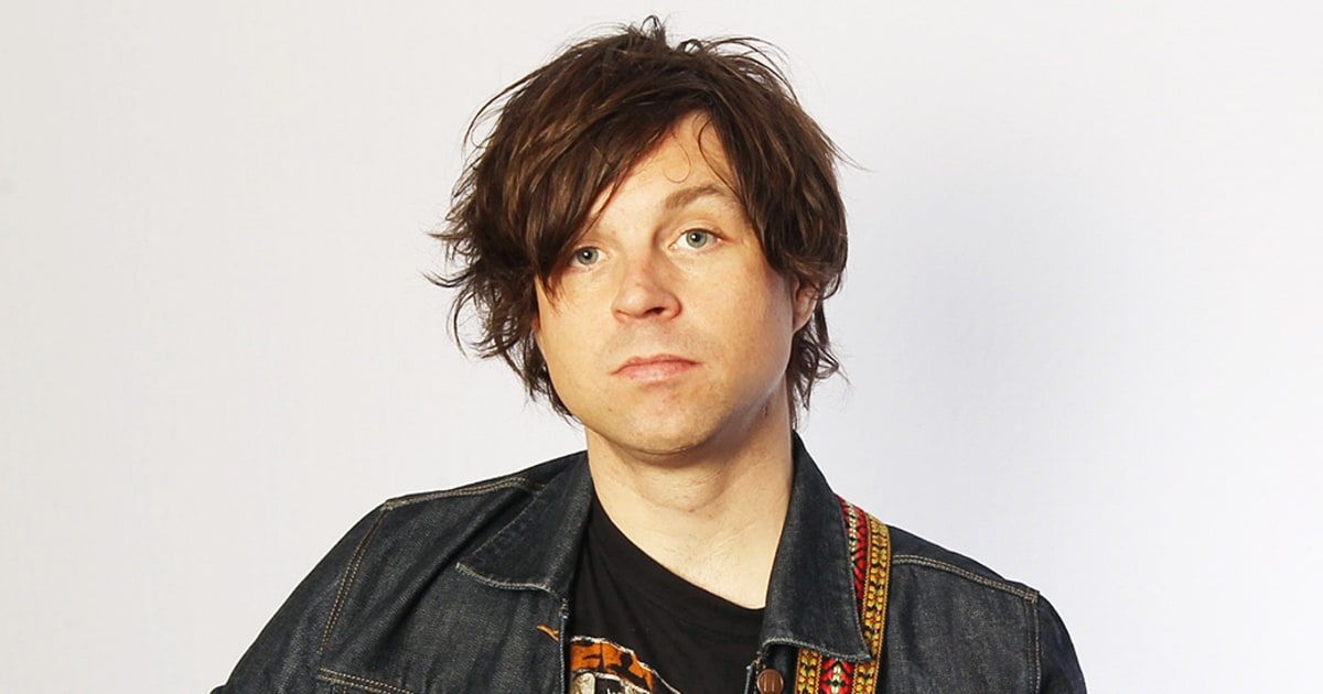 Miley Cyrus gesignaleerd in de studio bij Ryan Adams