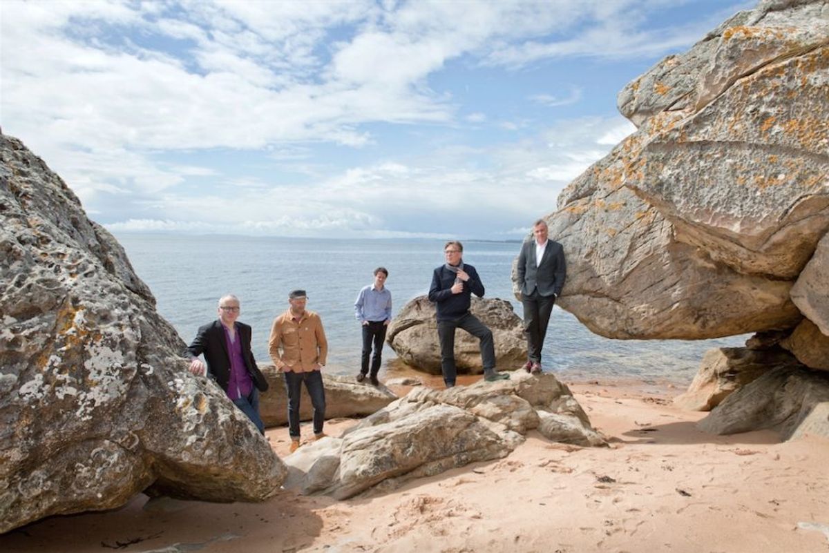 Teenage Fanclub spelen Gerard Love kwijt