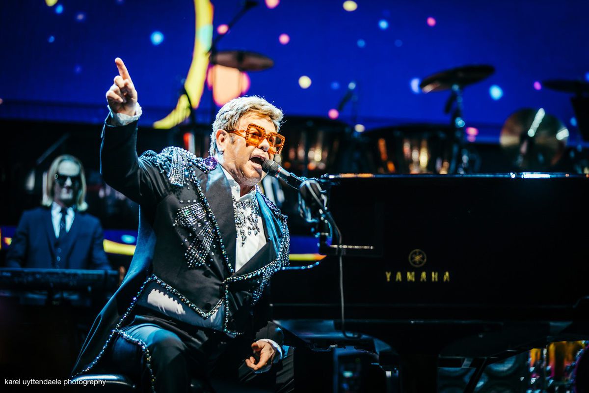 Elton John - Farewell Yellow Brick Road-tour - Glimlachtovenaar