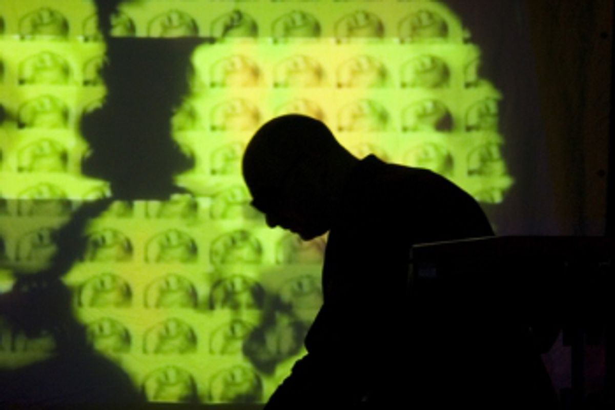 Alfa Matrix festival - 32crash: overtuigend livedebuut in Sint-Niklaas