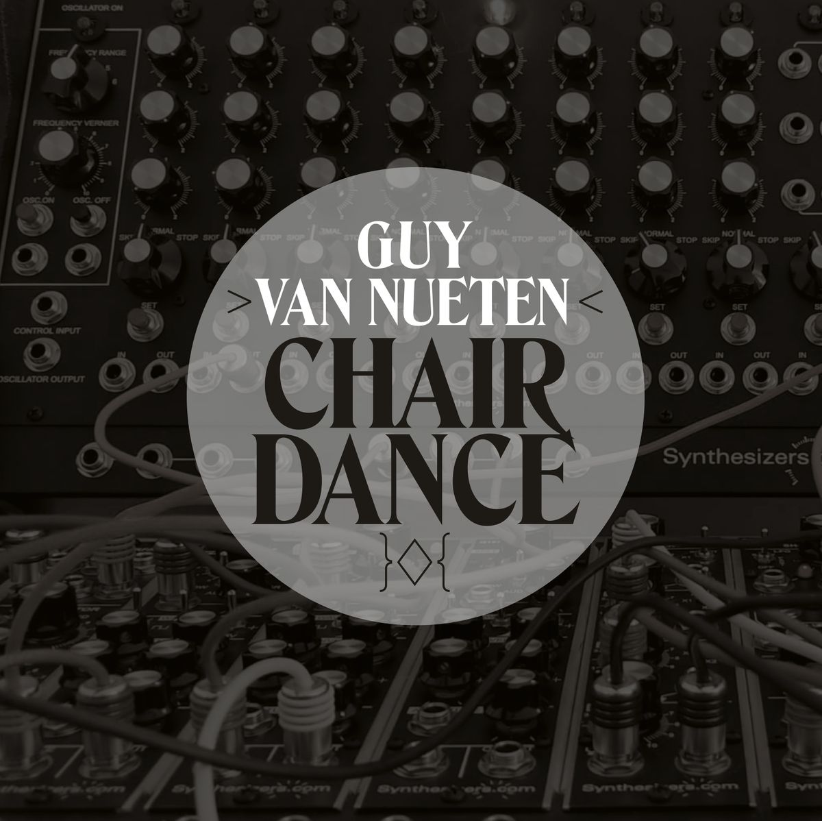 Guy Van Nueten - Chairdance