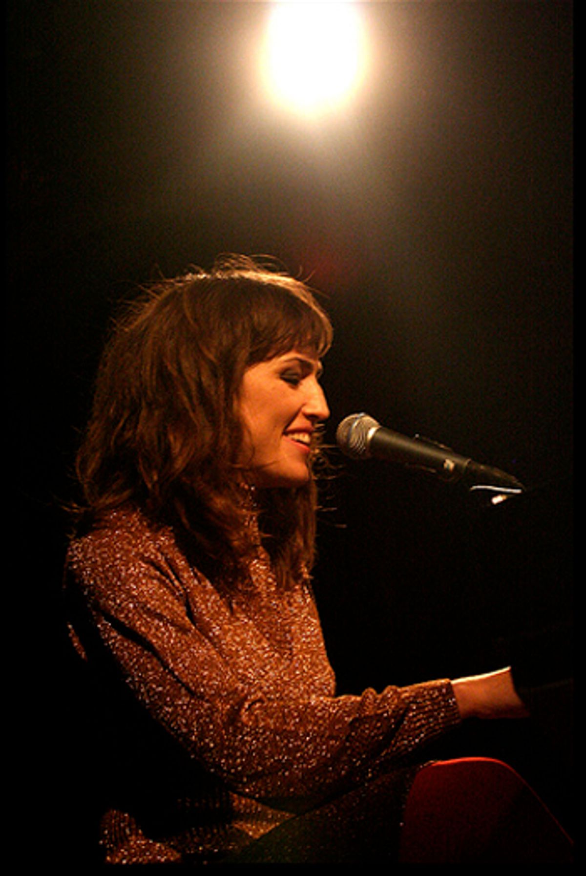 An evening with Joan As Police Woman (e.a.) - De Freak Diva's en de vreemde man met de hoed