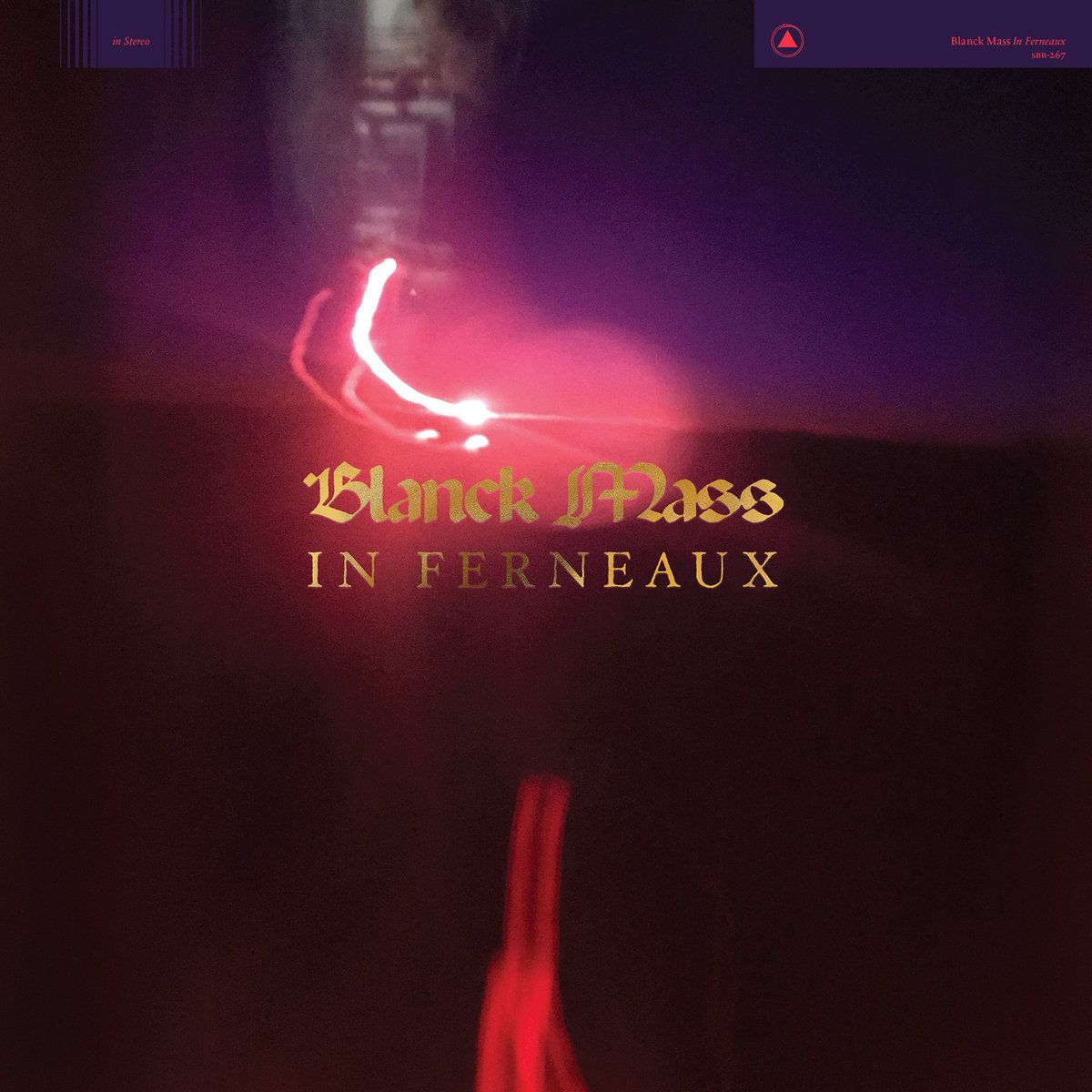 Blanck Mass en de pijn van het zijn