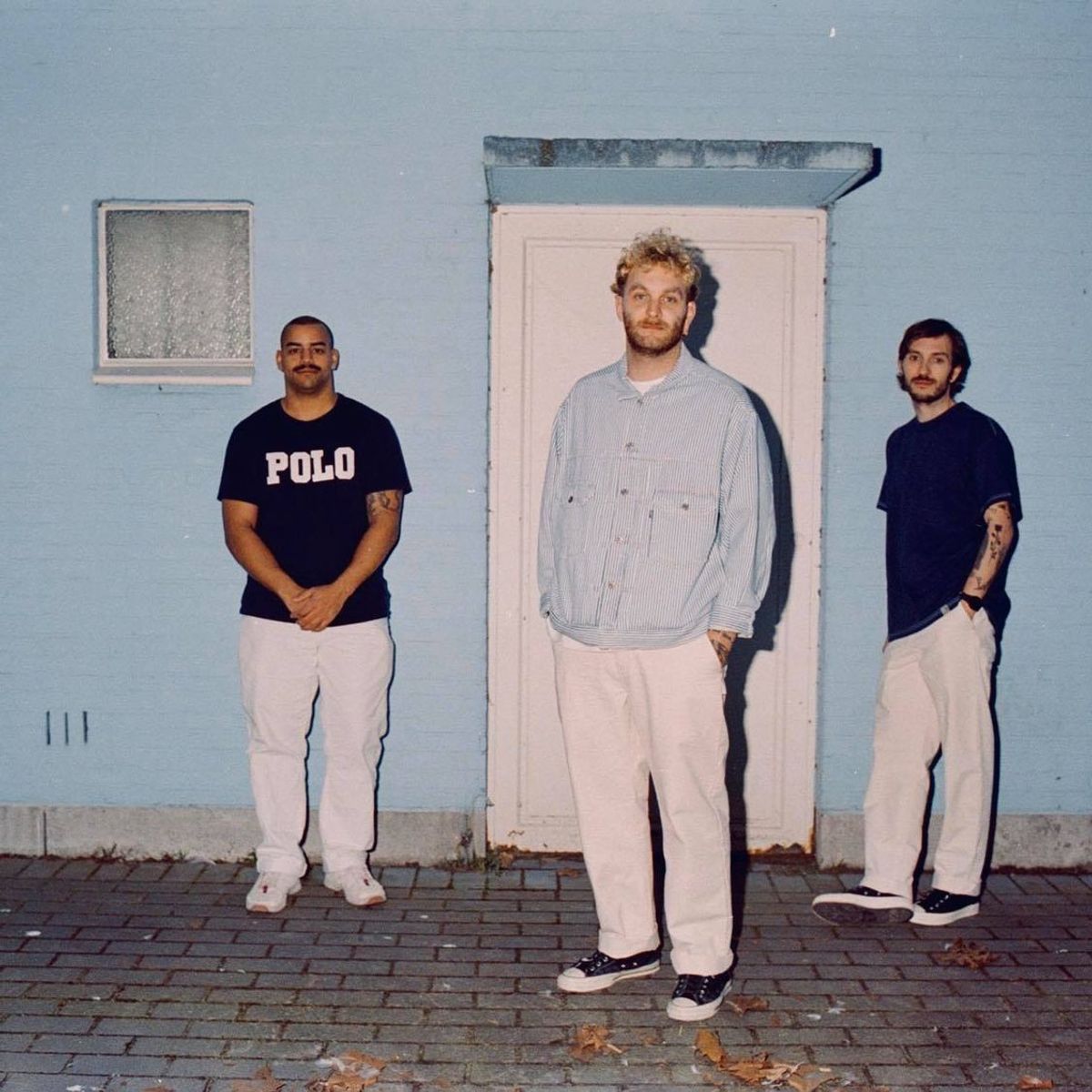 BLØSSOM kondigt ep aan met live cover