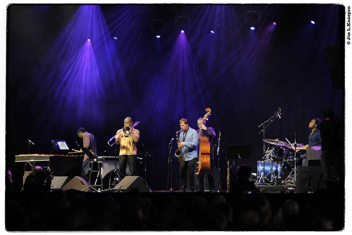 Gent Jazz 2011: Al Di MeolaWorld Sinfonia, Dave Holland Quintet - Vuurwerk en losse flodders