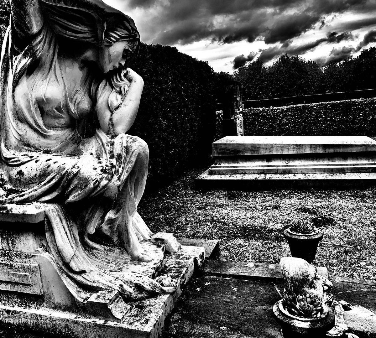 Dachau David levert soudtrack bij Samhain