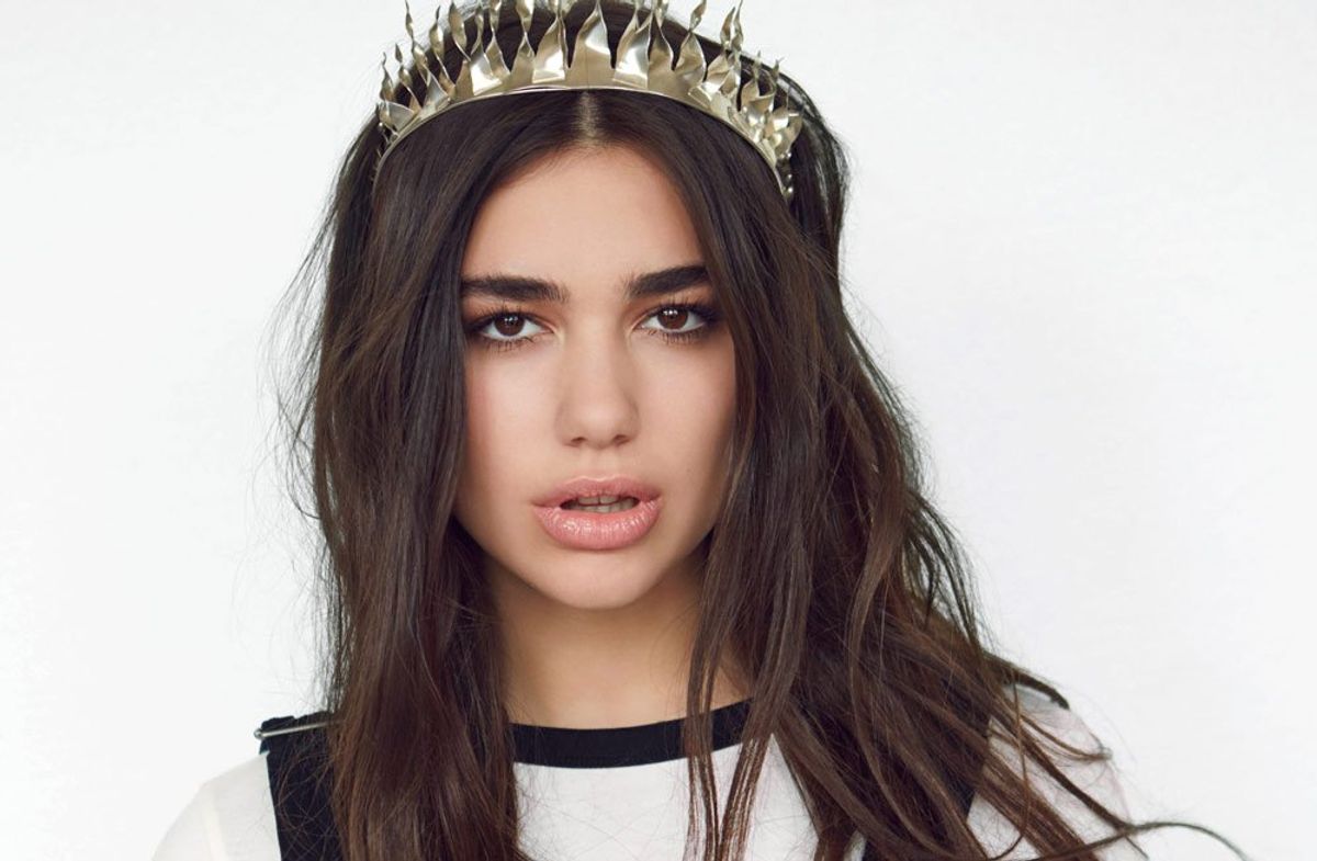 Dua Lipa kondigt debuutplaat aan