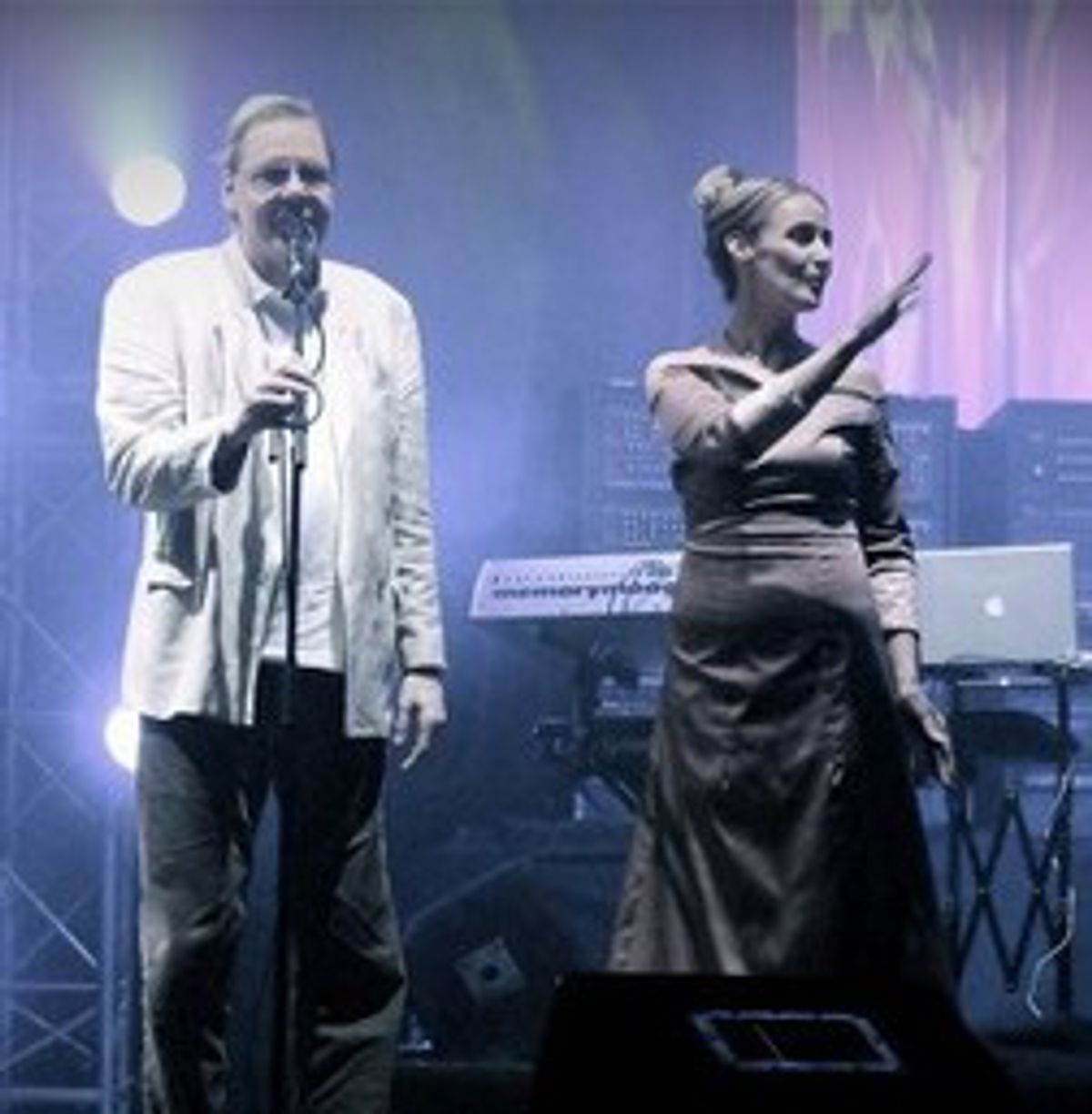 Klaus Schulze feat. Lisa Gerrard - De oude man en de diva