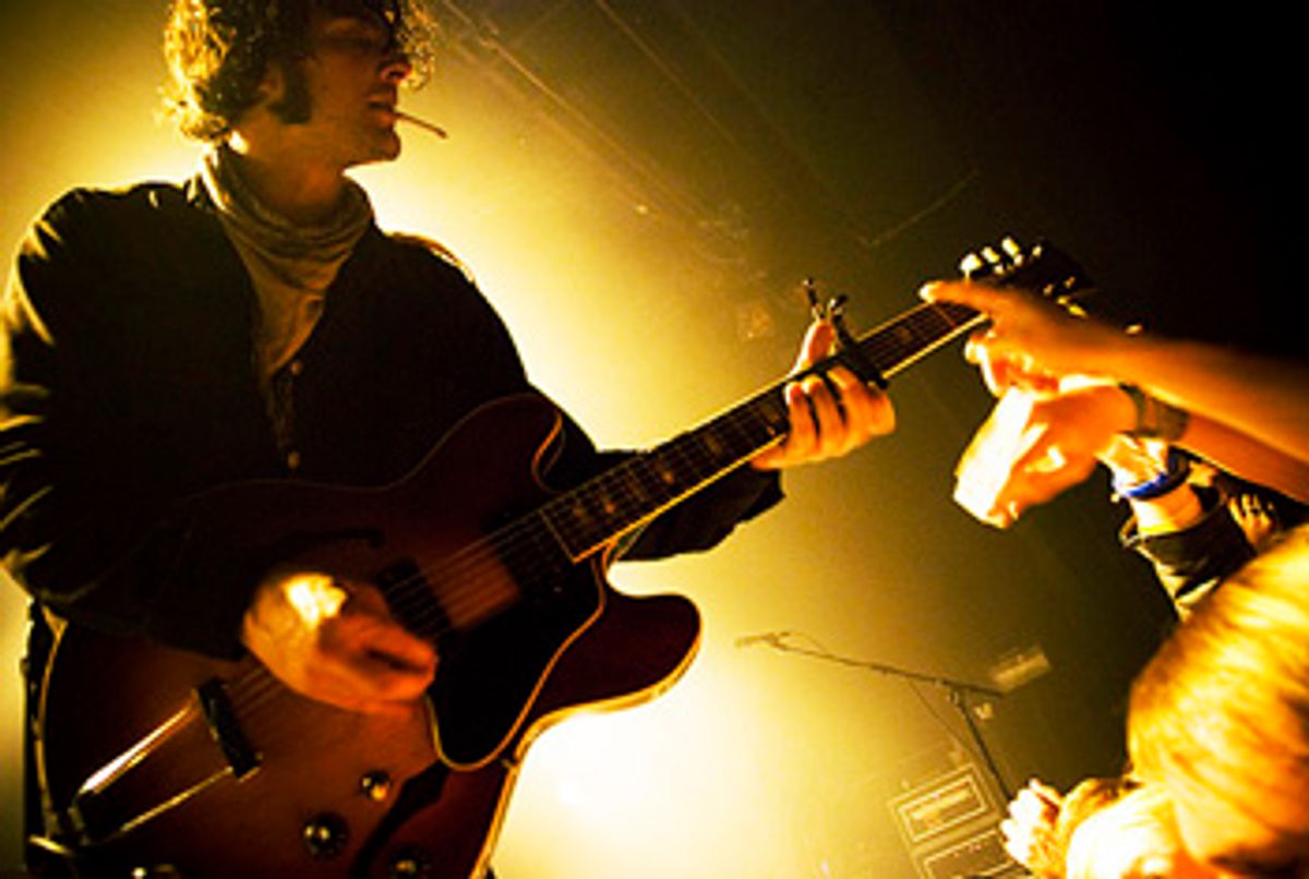 Black Rebel Motorcycle Club - B.R.M.C., back to black