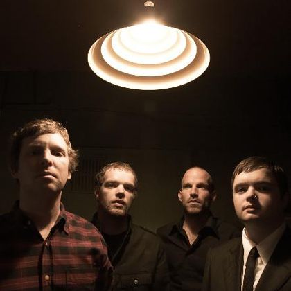 Les Nuits Botanique: Au, Brakes, Art Brut, The Phantom Band