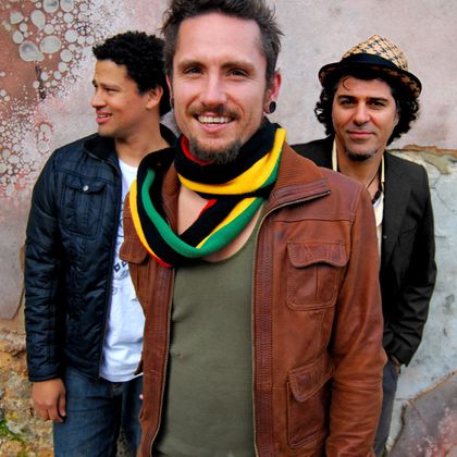 John Butler Trio, Robert Francis