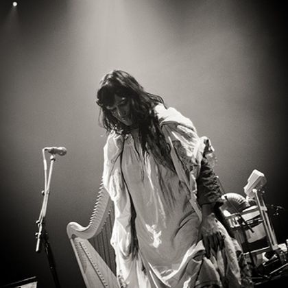 Les Nuits 2010: Cocorosie, Efterklang