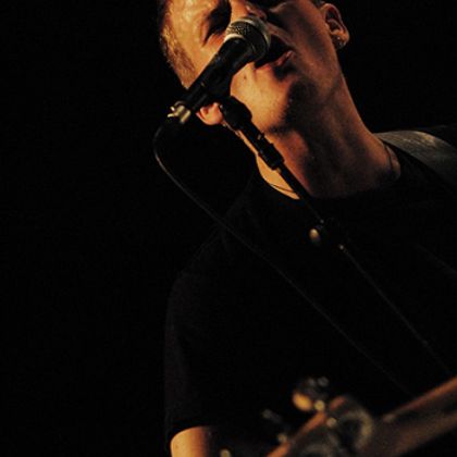 Slint performs 'Spiderland'