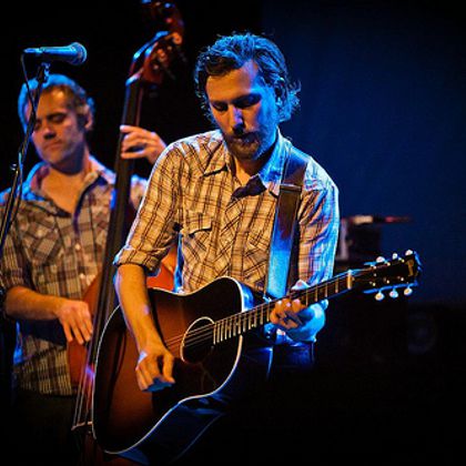 Autumn Falls 2012: Great Lake Swimmers - Dusted - Zammuto