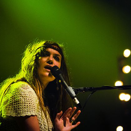 Angus And Julia Stone